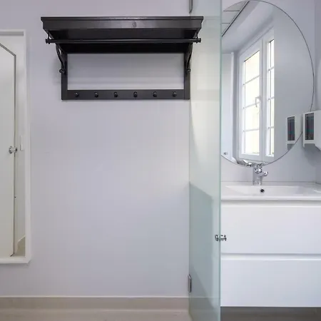 Jo's Place Gasthuis 3*