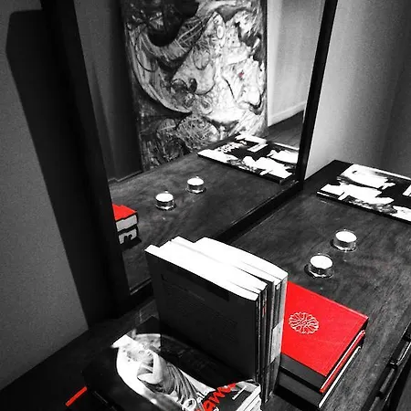 Jo's Place Lisbon