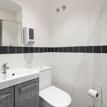 Jo's Place Guest house 3*